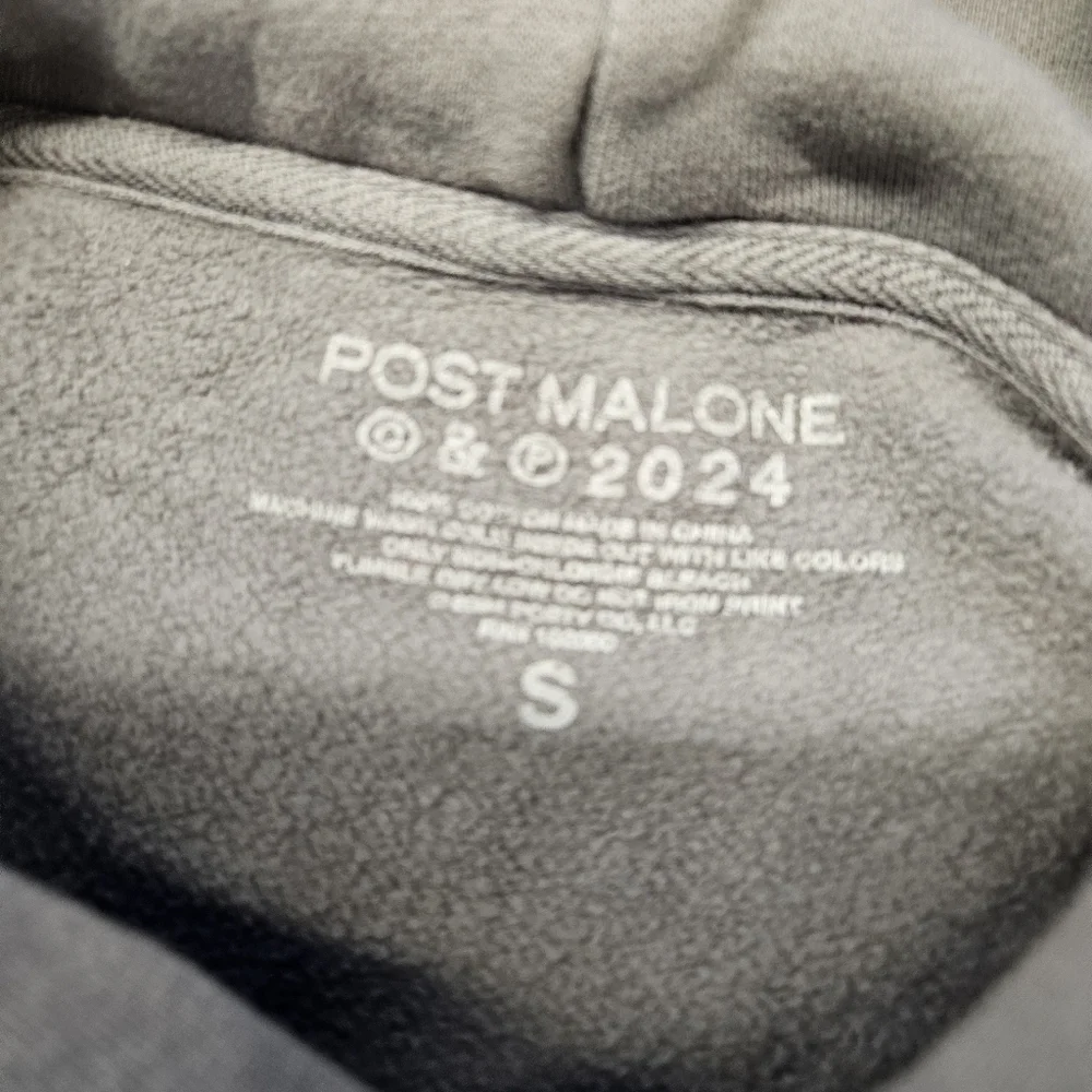 Post Malone Hoodie Mens Size S F-1 Trillion Tour 2024 Green Truck Official Merch - Picture 4 of 6